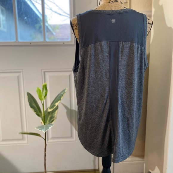 Gray Athletic tank top - Picture 4 of 6